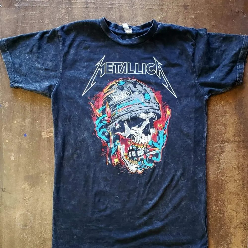 NEW METALLICA TSHIRT